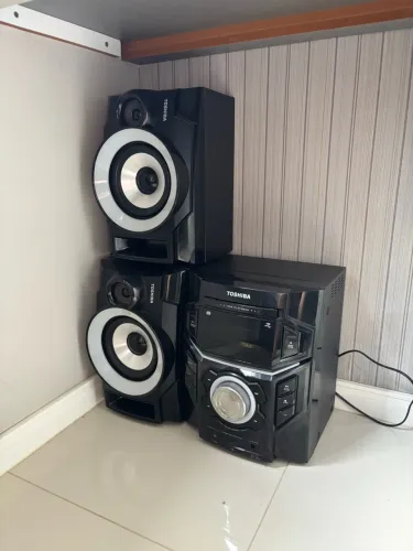Vendo som Toshiba MS9050