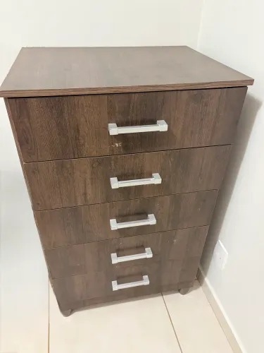 VENDO CÔMODA