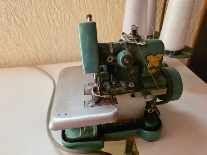 Overlock semi industrial
