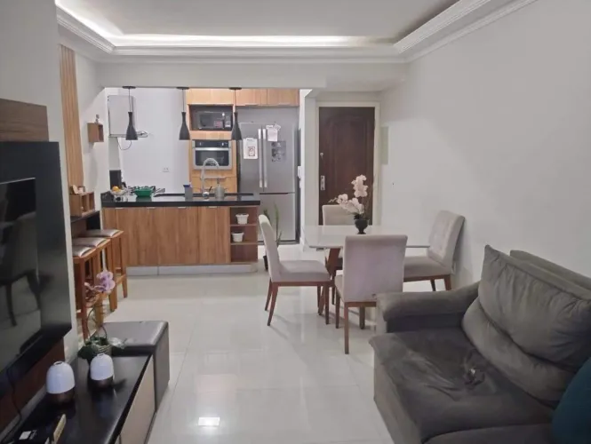 Centro + Apto 90m² + 3 dorms, suíte + escritório + Andar Alto
