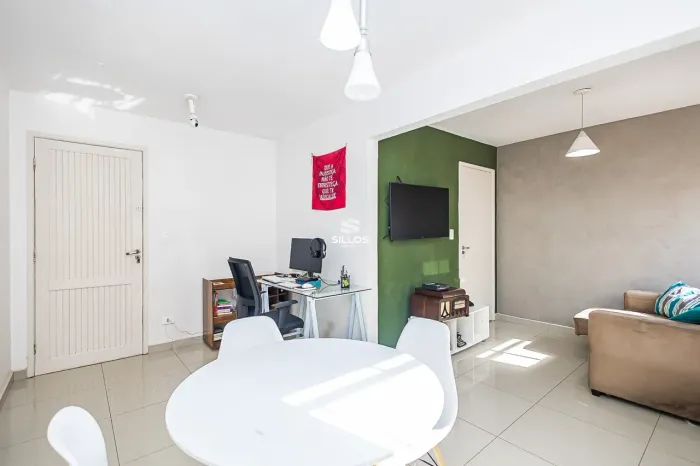 Apartamento à venda com 2 quartos no Boa Vista em Curitiba