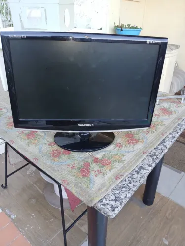 Monitor de computador.