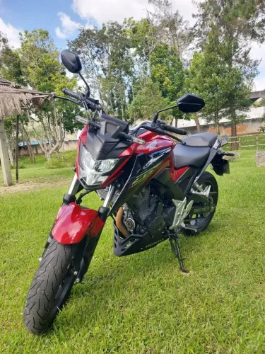  Honda CB300F 2025 ABS - Aceito troca leia o anúncio 