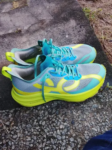 Olympikus Corre 4 (com tecnologia Oxitec).