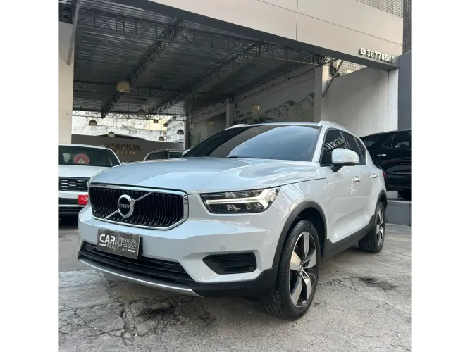Volvo XC40 XC 40 T-4 Momentum 2.0 190cv FWD 2020