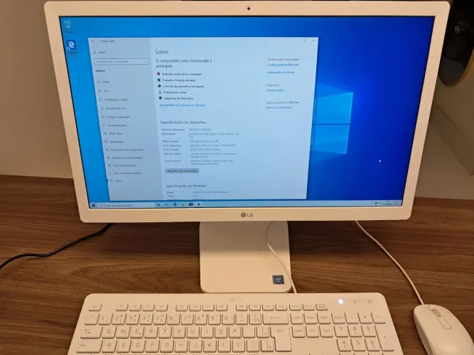Computador LG 22" Lindo e Muito Rápido! (Em ótimo estado + Teclado e Mouse)