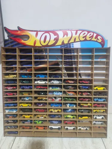 Quadro com carrinhos hotwheels