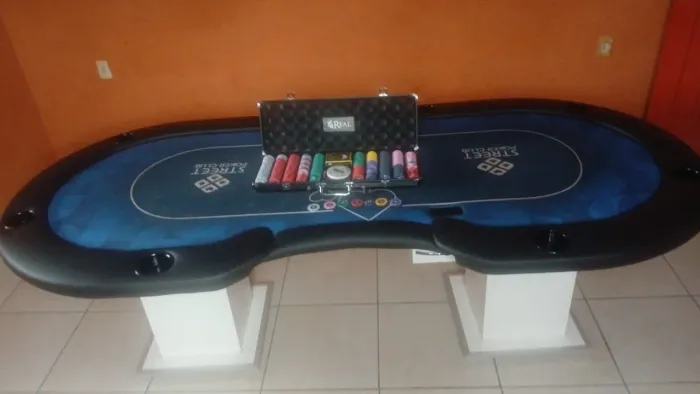 Mesa de Poker profissional com fichario personalizado REAL POKER! Jogar até 11 pessoas!