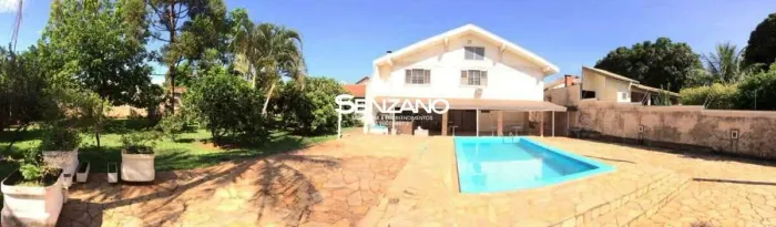 Sobrado à venda, 5 quartos, 3 suítes, 6 vagas, Vila Bandeirante - Campo Grande/MS