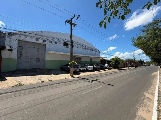 Aluga-se Galpão Comercial na Vermelha Teresina PI