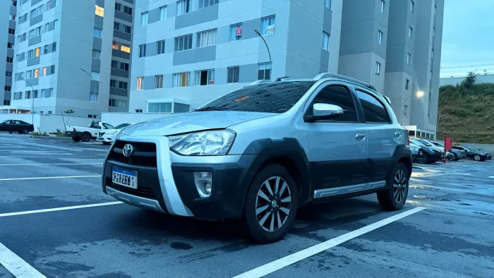 Toyota Etios Cross 1.5 Flex 16V 5P Aut. 2017