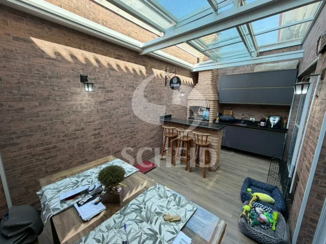 Town House a venda com três quartos no condomínio Terrara.