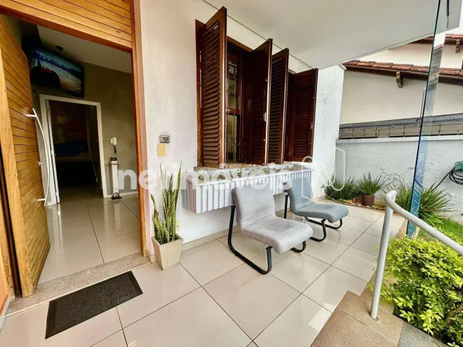 Venda Casa comercial Vila Paris Belo Horizonte