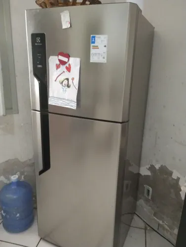 Vendo por 1000 está nova 