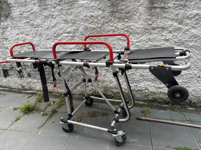 Maca de ambulância 