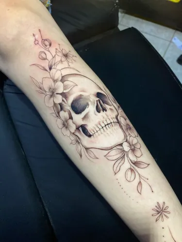 Tatuagem Realista Feminina e Floral | Rosas, Flores e Delicadas