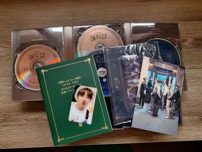 BTS 5TH MUSTER "MAGIC SHOP" DVD + JHOPE PHOTOCARD