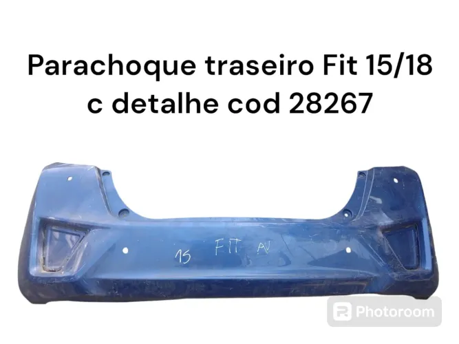 Parachoque traseiro fit 15 c detalhe