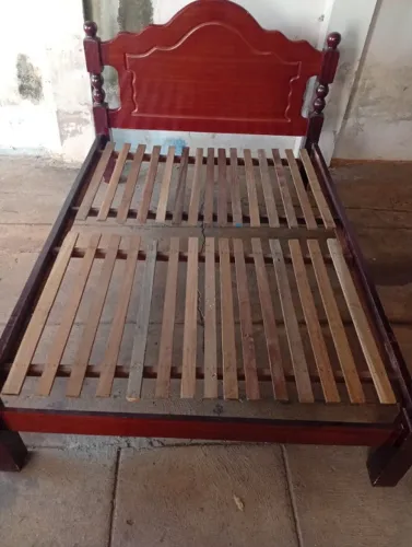 Cama casal Madeira