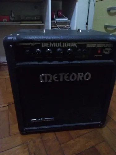 Amplificador Meteoro Demolidor FWB-50