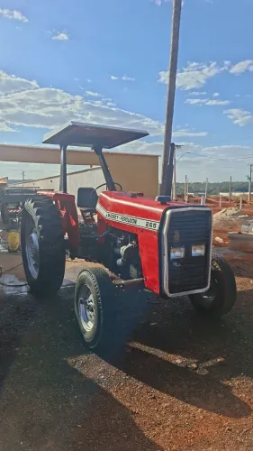 Trator MF 265 ano 88