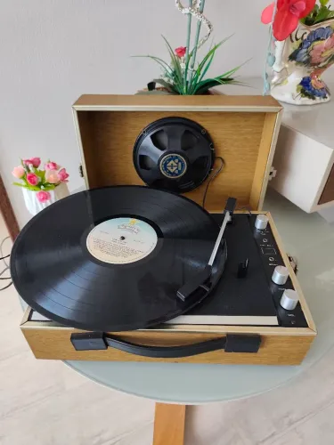 Vitrolinha Sonata M-75 Década 1970