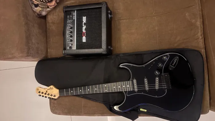 Kit GUITARRA TAGIMA TW SERIES 500