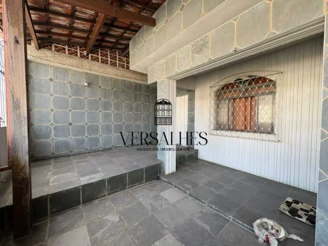 Ponto comercial para alugar com 02 quartos, 01 banheiro, 01 vaga de garagem, 84,72m² Bair