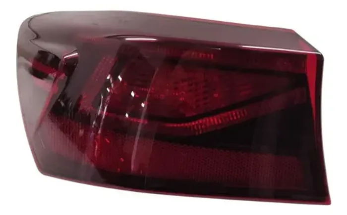 Lanterna Traseira Esquerda Paralela Kia Cerato 2022 Esquerdo/motorista Vermelho