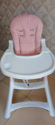 Cadeira para refeição de criança