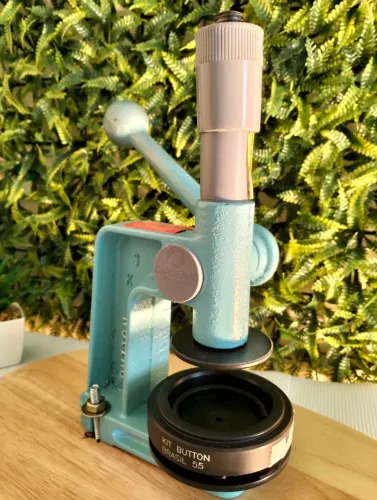MAQUINA DE PRODUZIR BOTONS