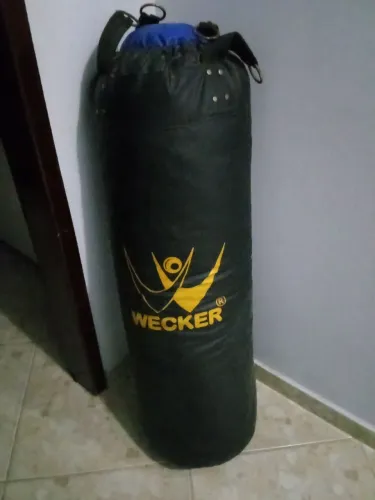 Saco de pancada cheio