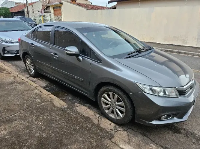 Honda Civic Sedan LXR 2.0 Flexone 16V Aut. 4P 2014
