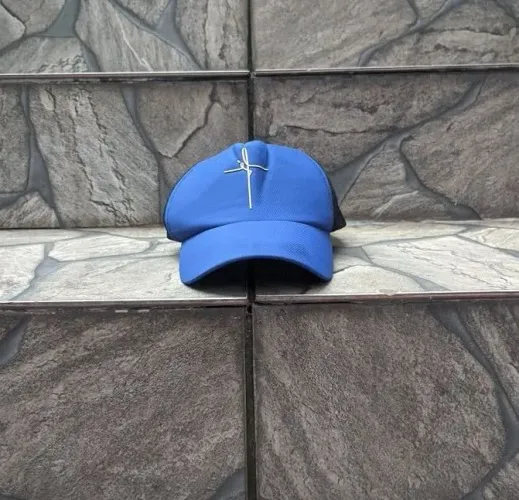 Boné FÉ azul