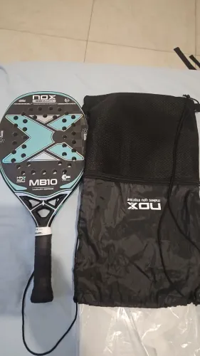 Raquete de Beach tennis nova