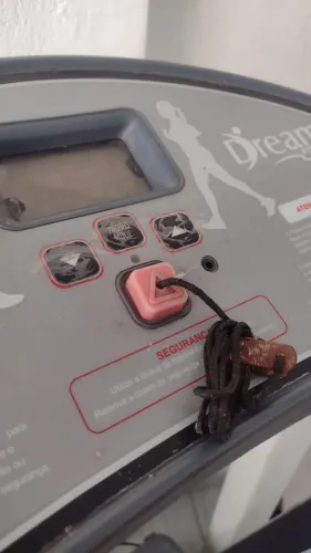 ESTEIRA ERGOMÉTRICA DREAM FITNESS DR1600