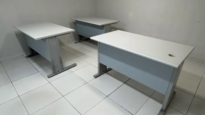 Mesa de Escritório 3 Unidades