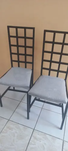 Duas cadeiras