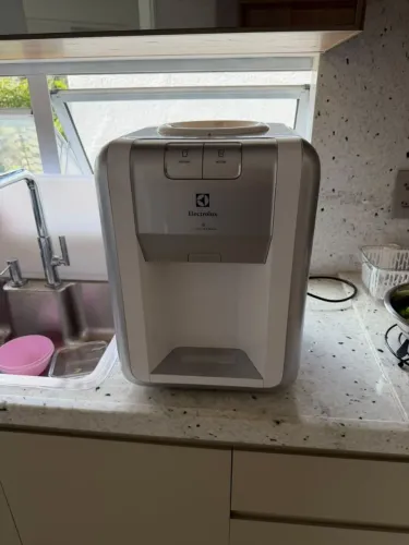 Gelágua Electrolux - Menos de 1 ano de uso