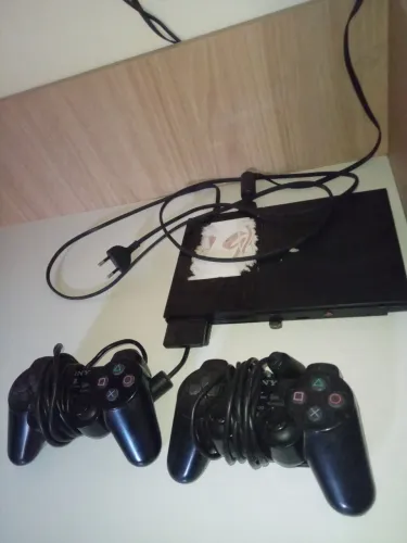 PS2 bem conservado