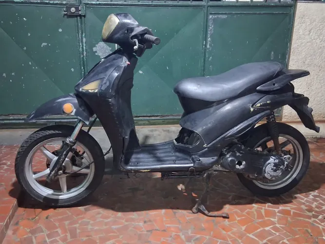 Vendo moto 