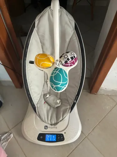 Cadeira mamaroo 4moms