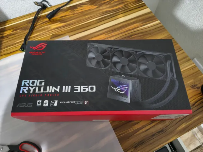 Watercooler Asus Rog Ryujin III 360 (Noctua)