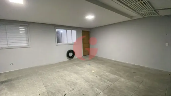 Casa térrea à venda com 3 quartos sendo 1 suíte - 140 m² de terreno - No bairro Santa Júli
