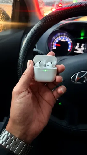 AirPods 4 - 1 Ano Garantia Apple - Novo