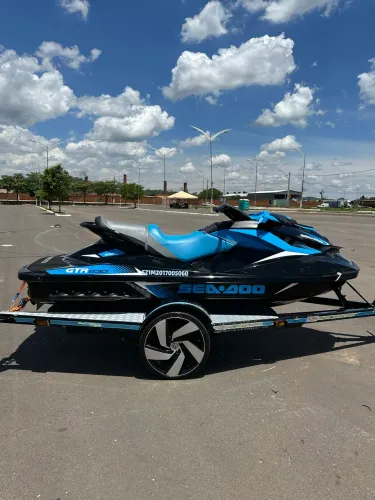 Jet ski GTR 230 