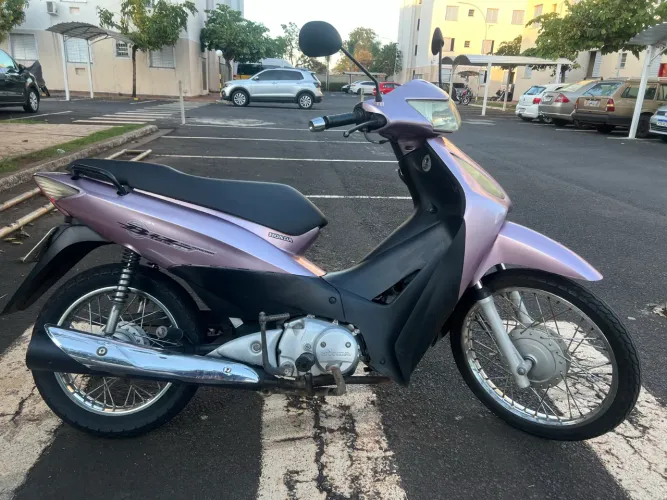 Biz 125 es 2010