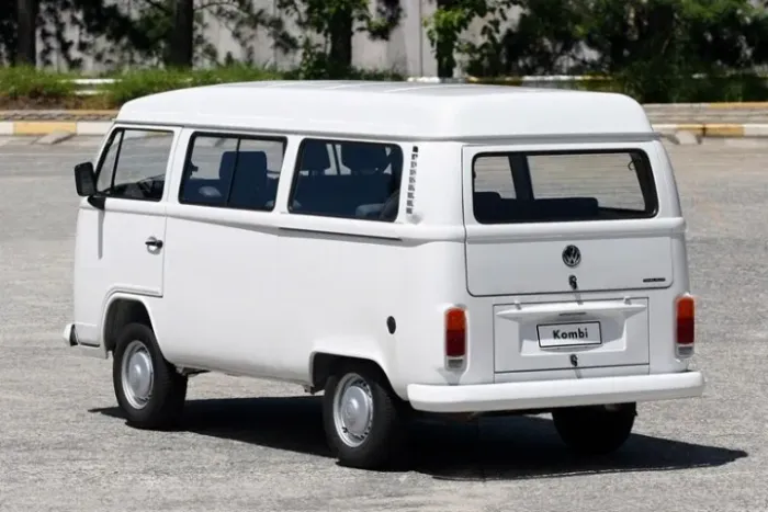 Agrega-se kombi GNV/Fiorino para rota fechada em Fortaleza-CE