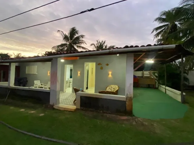 ALUGA-SE CASA DE PRAIA