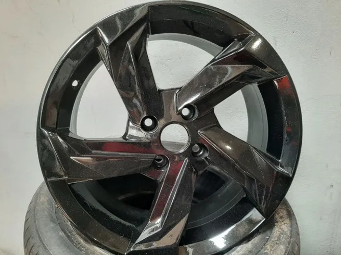 Roda aro 17 Kr Estrela Black piano Ford New fiesta 4x108 jogo
